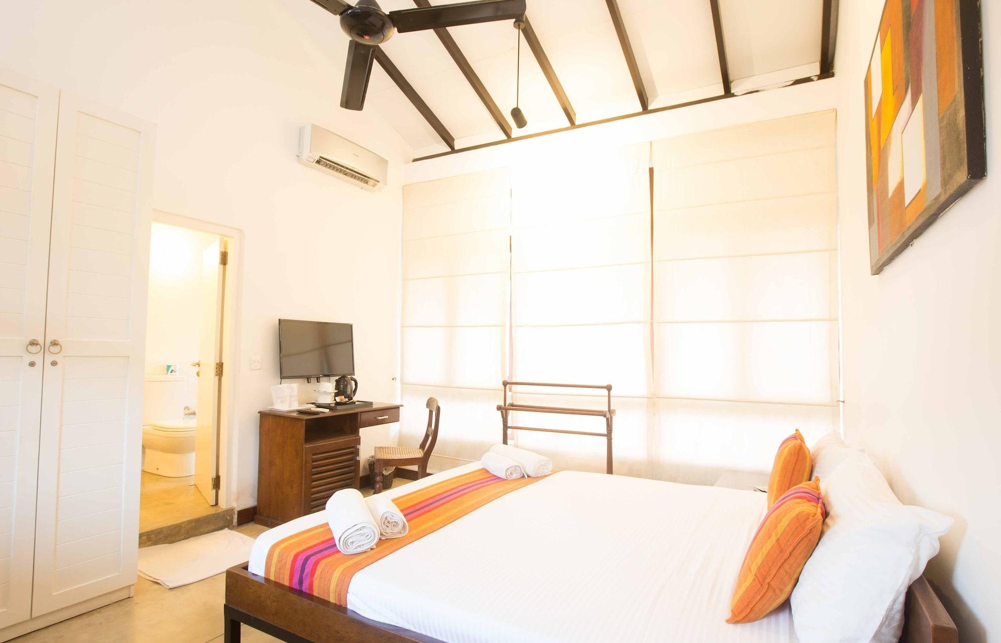 แจฟนา เฮอริเทจ โฮเต็ล Hotel จาฟนา ภายนอก รูปภาพ