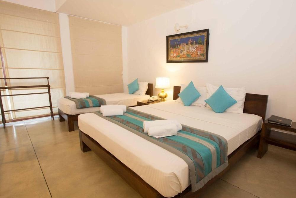 แจฟนา เฮอริเทจ โฮเต็ล Hotel จาฟนา ภายนอก รูปภาพ